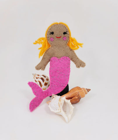 Mermaid Finger Puppet