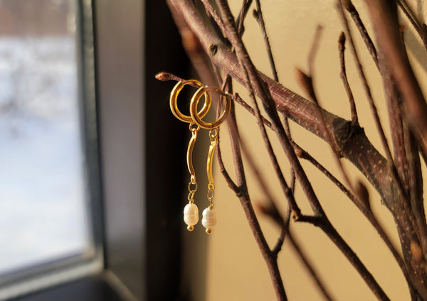 Pearl Appeal Earrings