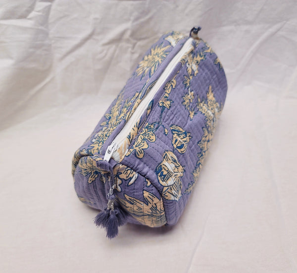 Medium Kantha Toiletry Bag Dove