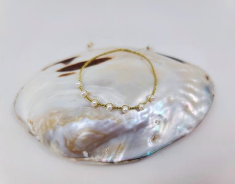 Knotted Pearl Bracelet