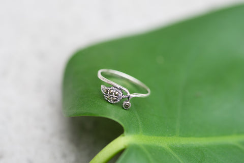 Marcasite Leaf Ring