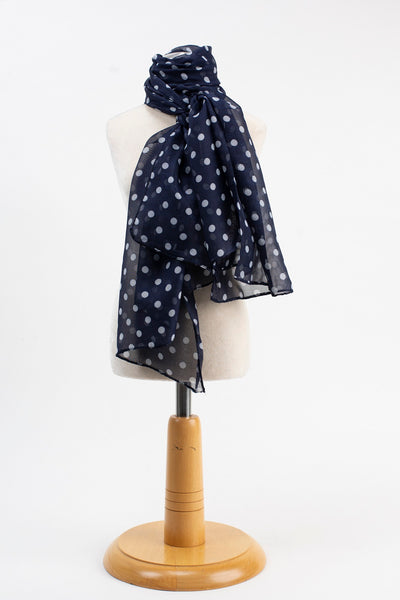 ◇DAKS◇ [SILK 100%]Navy check print petite silk scarf DCSC5 107834_grande.jpg?v=1585589640