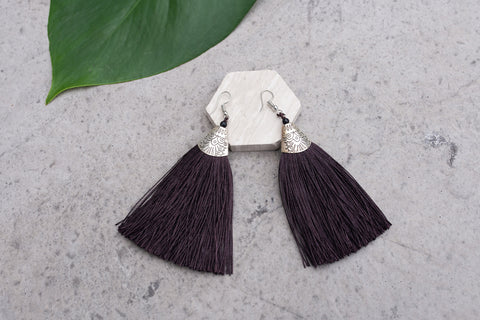 Black Tassel with Silver Metal