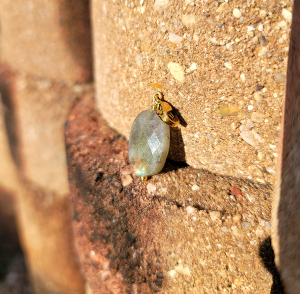 Labradorite Pendant