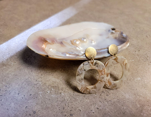Summer Sand Twist Earring