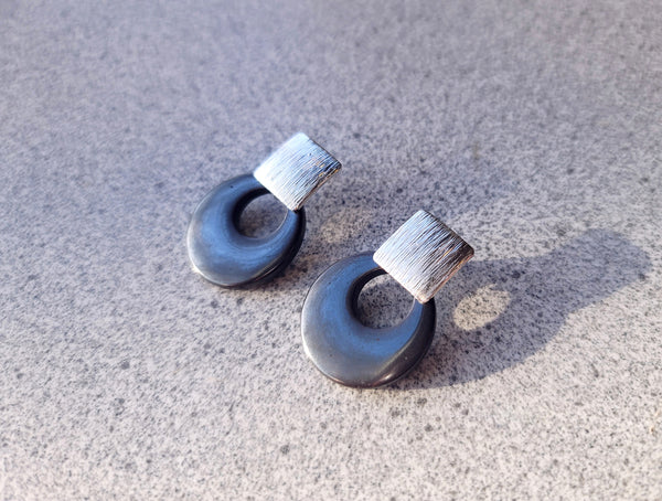 Hemalyke Earrings