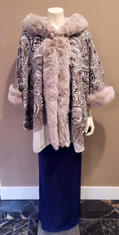 Faux Fur Trim Capelet Cream