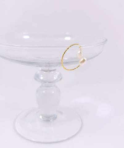 Pair of Pearls Ring