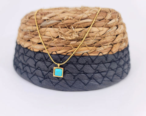 Simply Turquoise Necklace