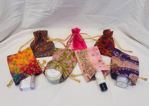 Sari Cinch Bag