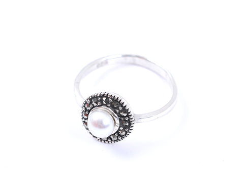 Pearl Marcasite Ring White