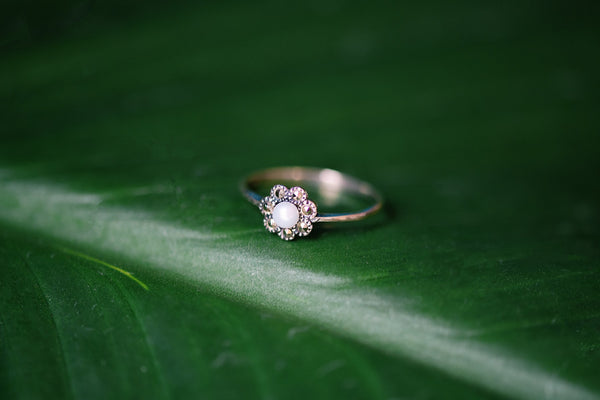 Dainty Flower Pearl Ring