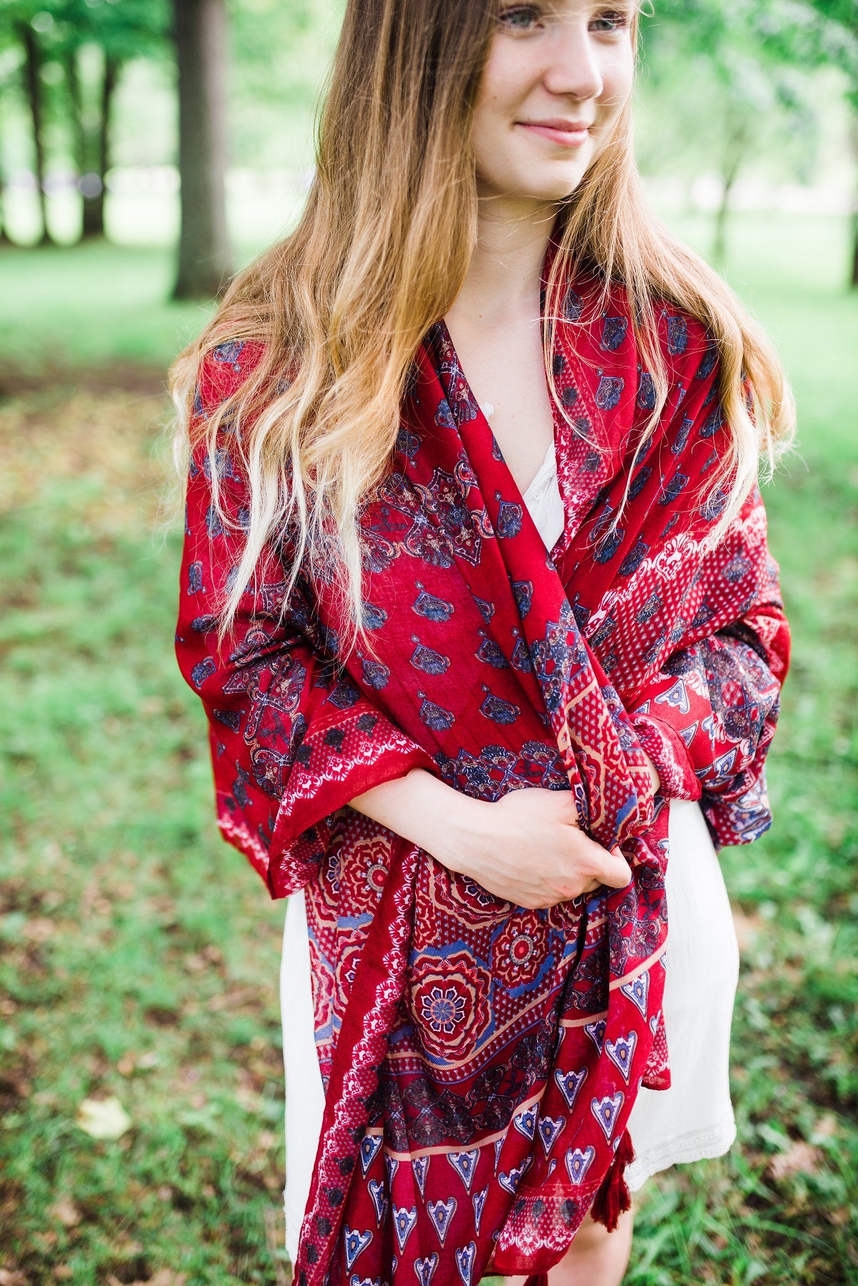 https://warchestboutique.com/cdn/shop/products/107315-A_Red-And-Tan-Paisley-Scarf_WEB.jpg?v=1559762504
