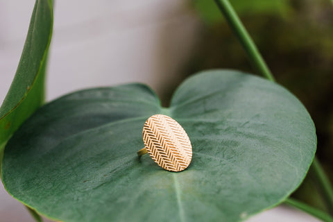 Simple Gold Oval Ring