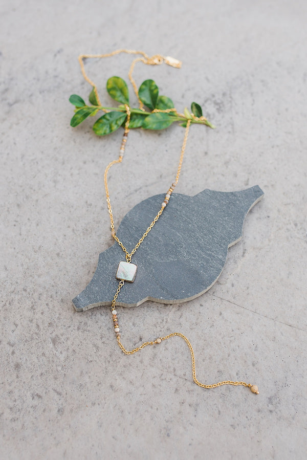 Mother of Pearl and Beads Gold Necklace