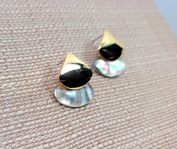 Gold Drop In the Ocean Earrings