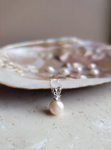 Silver Priceless Pearl Necklace